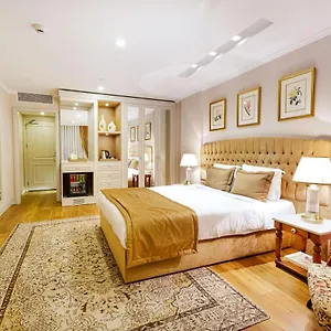 Delita 4*, Istambul Turquie